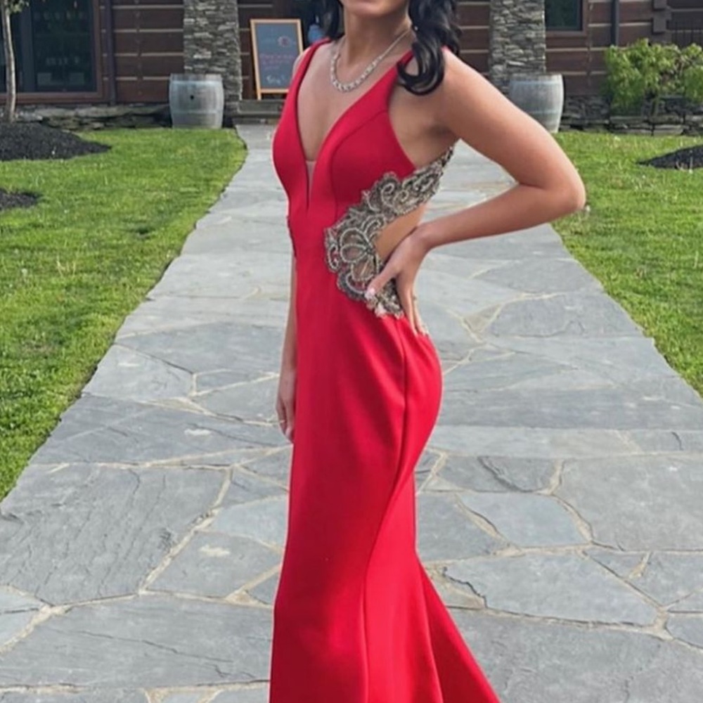 Prom dress - Picture 3 of 12